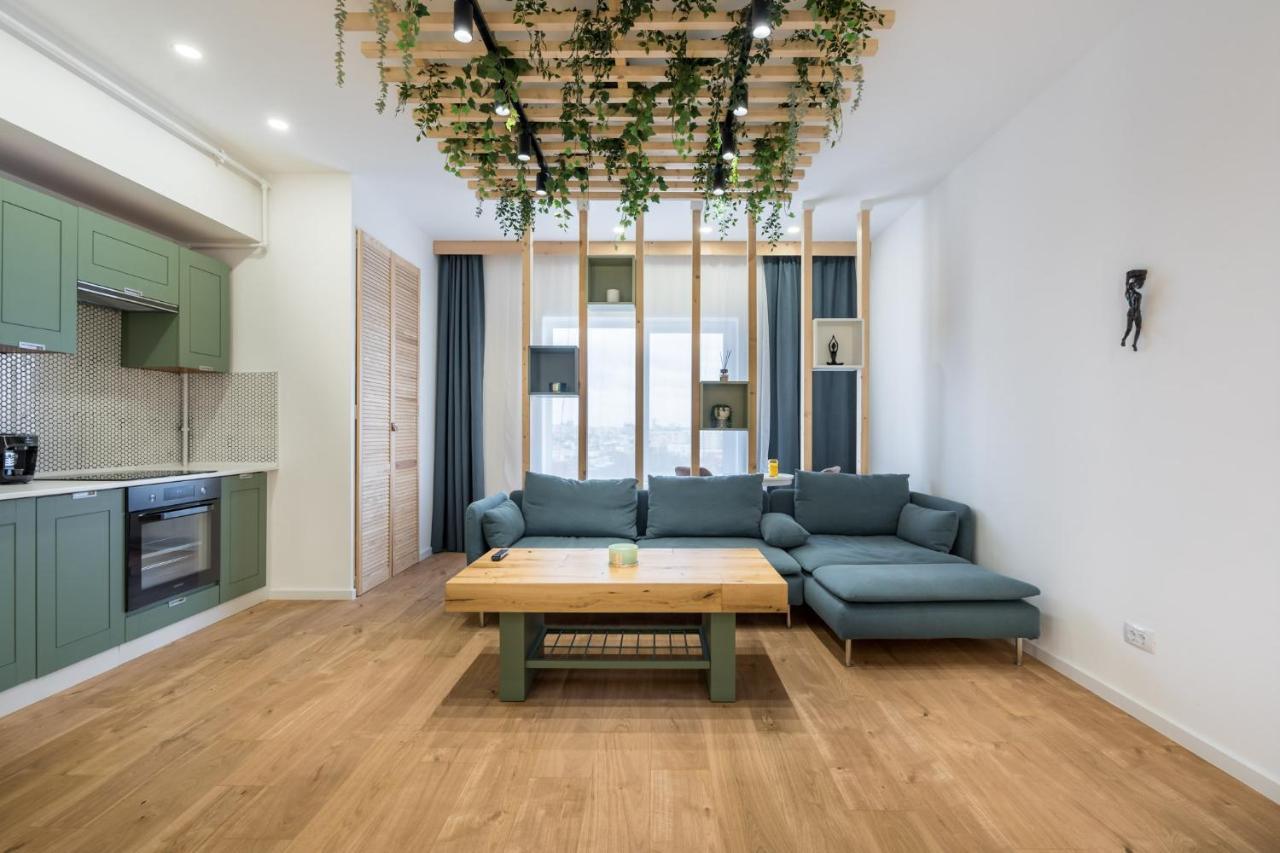 Ferienwohnung Jungle Escape - Luxe 1-Br Haven In Bukarest Exterior foto