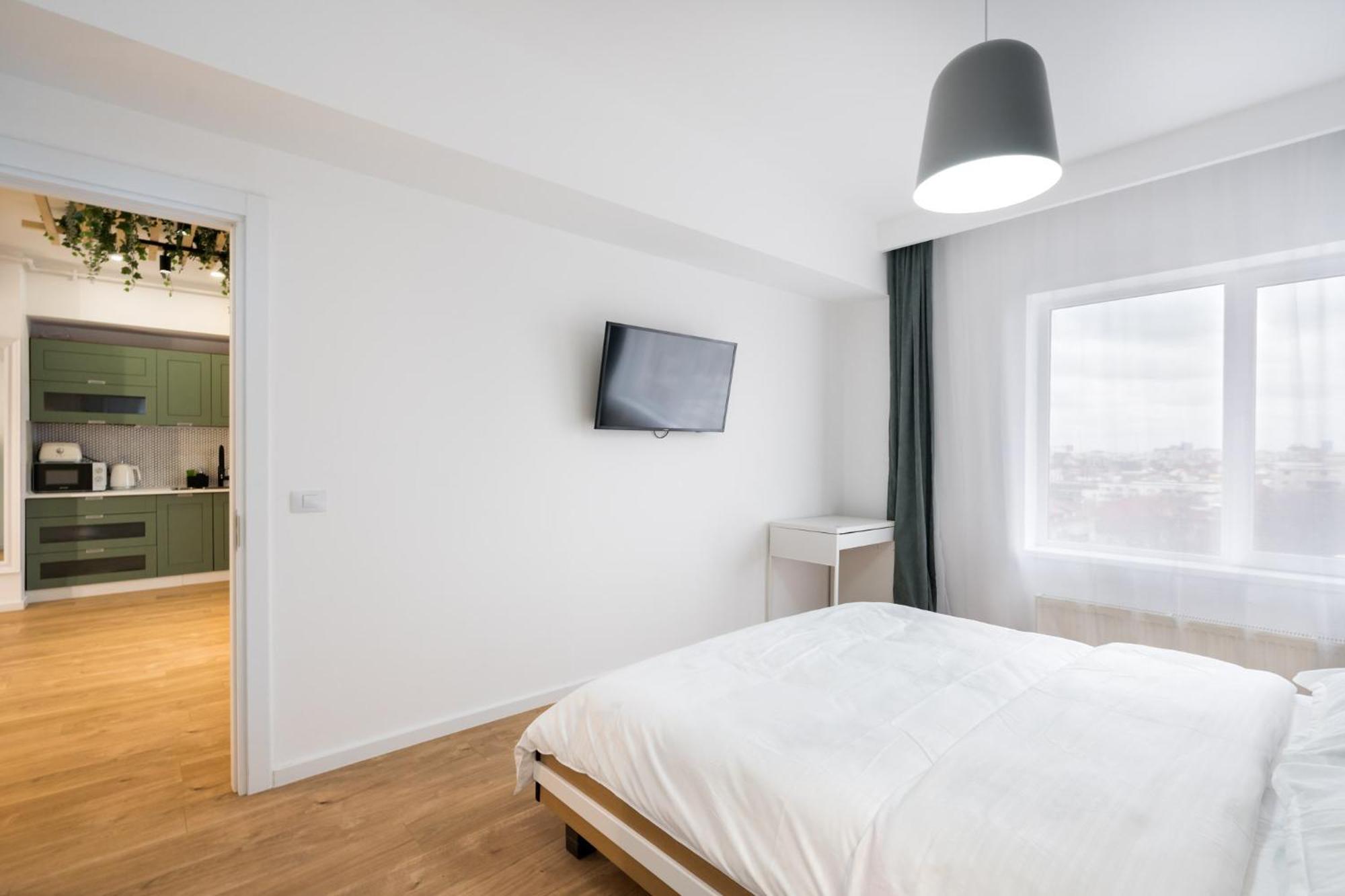 Ferienwohnung Jungle Escape - Luxe 1-Br Haven In Bukarest Exterior foto
